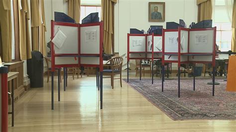 Voting in Maine | A how-to guide | newscentermaine.com