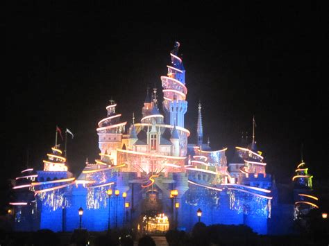 File:Hong Kong Disneyland 1827.JPG - 维基百科，自由的百科全书