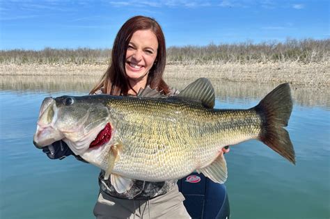 World Record Large Mouth Bass