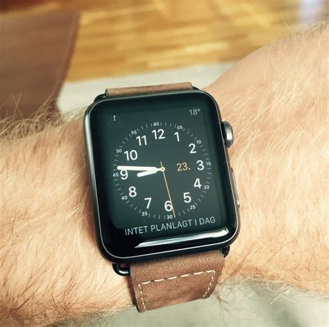 Space grey Apple watch with leather strap Apple Watch Bands Leather, Leather Band, Leather ...