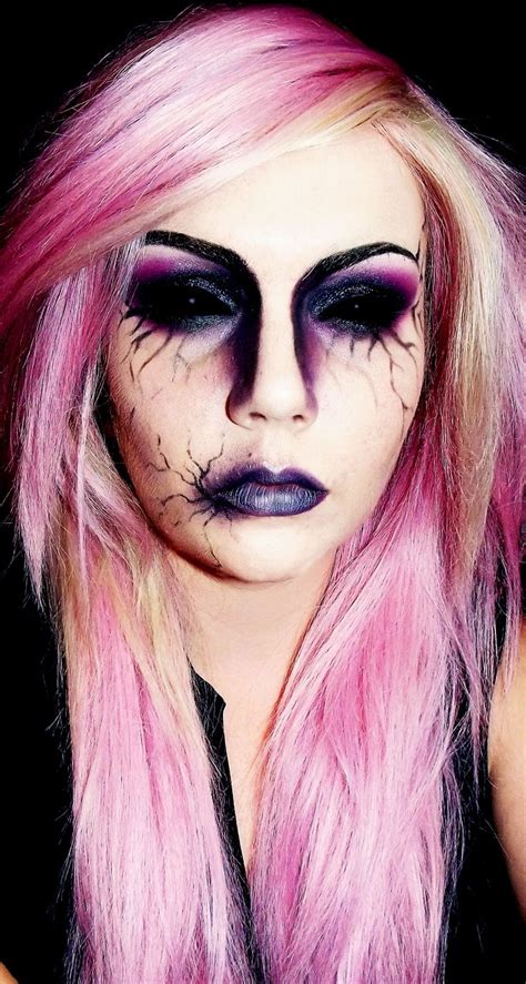 Halloween Makeup For Women To Look Scary