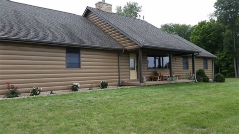 Log Cabin Colors: 7 Options for Your Cabin Siding