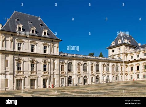 Piedmont castles hi-res stock photography and images - Alamy