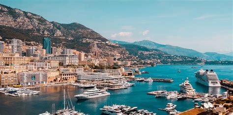 The Best Monaco Luxury Yacht Charter Guide for 2025 and 2026