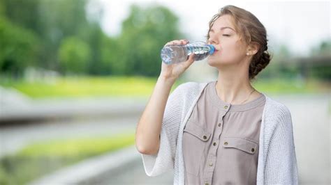 Japanese Water Therapy: वजन घटाने के साथ स्किन को भी रखना है हेल्दी, तो अपनाएं जापान की ये खास ...