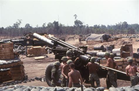Signed Vietnam War print 1st Cav Artillery crew prepares to fire 155 howitzer | Vietnam war ...