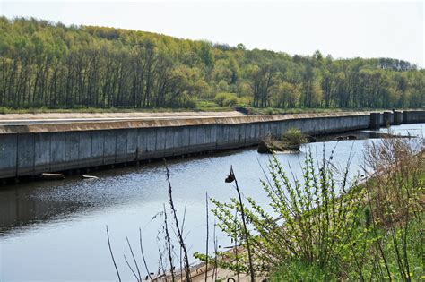 Objects Visible In A Water Canal Free Stock Photo - Public Domain Pictures