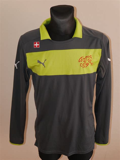 Switzerland Goalkeeper football shirt 2012