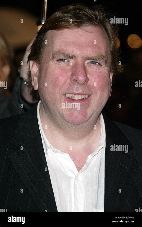 TIMOTHY SPALL HARRY POTTER & THE GOBLET OF FIRE FILM PREMIER ODEON LEICESTER SQUARE LONDON ...