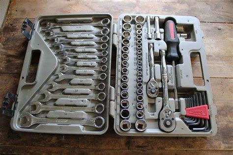 Crescent tool kit