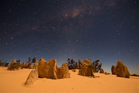 Lost on Mars at night! - The Pinnacles, WA - Discovering New Skies