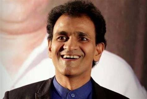 Raghavendra Rajkumar Biography, Actor Bio, Wiki, Photos and Net Worth ...