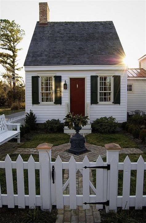 Tiny Cape Cod Style House with Cozy Courtyard : r/CozyPlaces