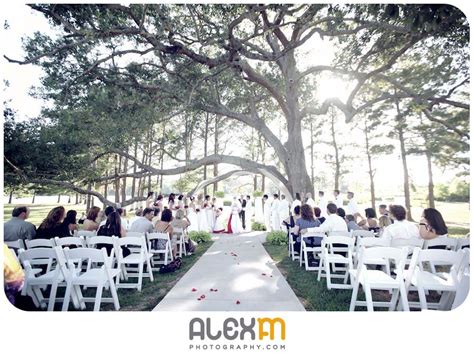 Castle On The Lake: East Texas Wedding Venue | AlexM Photography