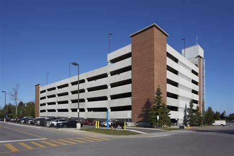 Queensway Carlton Hospital Parking Garage | Mantecon Partners