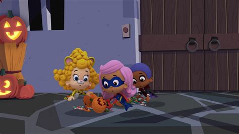 Watch Bubble Guppies Season 4 Episode 13: Bubble Guppies - Trick-or-Treat, Mr. Grumpfish! – Full ...