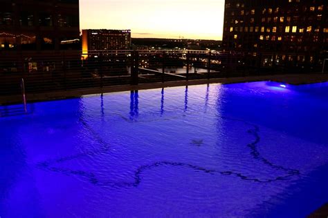 JW Marriott Austin Pool: Pictures & Reviews - Tripadvisor