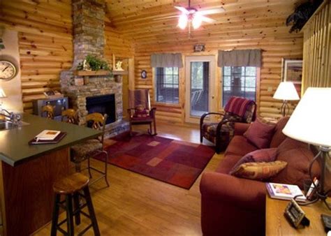 Large Group Cabins in Branson MO for 6 to 38 Guests