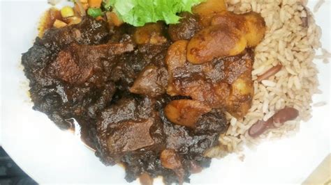 JAMAICAN OXTAIL AND BUTTER BEANS RECIPE|| NO BROWNING| NO KETCHUP - YouTube