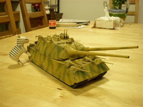 Kampfgruppe 1/144: 1/144 P.1000 LandKreuzer RATTE - Matsuo Kasten