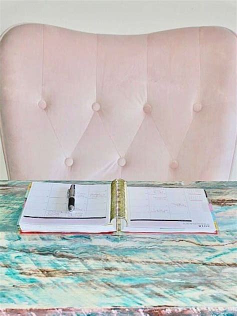 Easy DIY Epoxy Resin Desk Tutorial - Our Crafty Mom