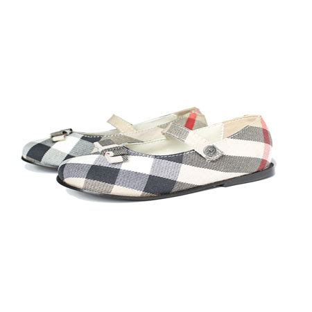 US Winter Fashion: Burberry Kids Shoes Spring 2012