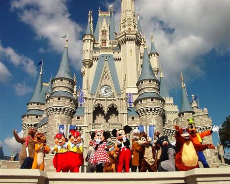 World Visits: Hong Kong Disneyland Fantasy Land Contains Beauty Castle