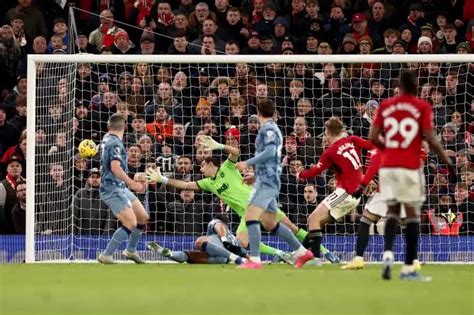 Hojlund scores first EPL goal in dramatic comeback for Manchester United against Aston Villa