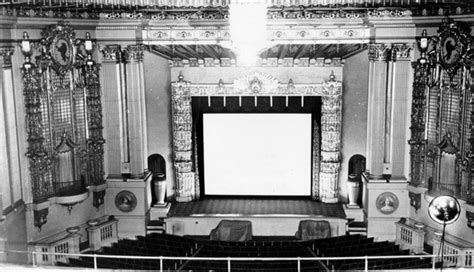 San Francisco Theatres: The Castro Theatre: interior views