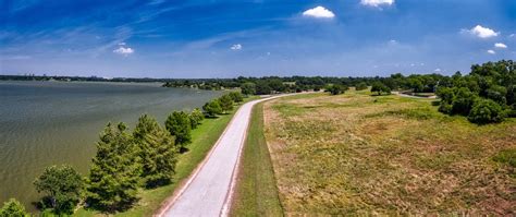 Hiking in Texas: 16 Best Trails to Hike & Backpack in Texas