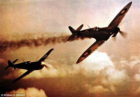 WW2 Spitfire that starred in Battle of Britain film to be sold for £1.5m | Daily Mail Online