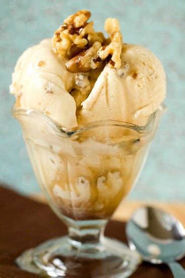 Maple-Walnut Ice Cream - Brown Eyed Baker