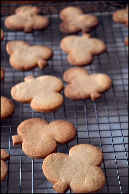 Sweet Sadie's Baking: St.Patrick's Day Cookies - The Luck of the Icing ...