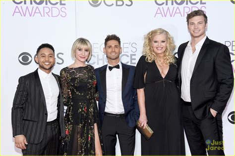 'Baby Daddy' Cast Finally Wins at People's Choice Awards 2017! | Photo 1063759 - Photo Gallery ...