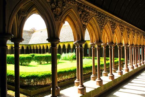 Abbaye du Mont St-Michel | France Attractions - Lonely Planet