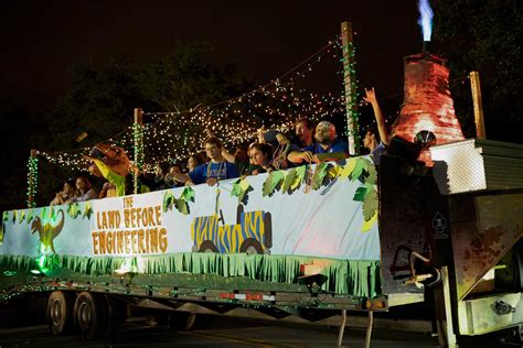 2021 McNeese Homecoming Parade Applications Now Online | McNeese State University