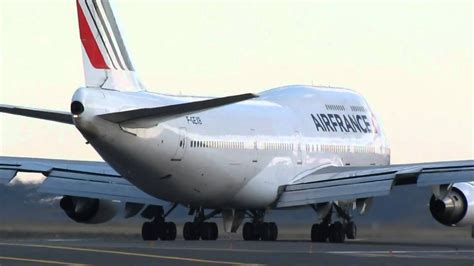 Air France pays tribute to its last Boeing 747 with its customers. Air