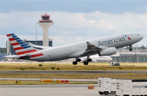 American Airlines Retires Entire A330 Fleet Immediatley - SamChui.com