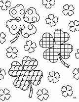 Small Shamrocks Coloring Pages sketch template