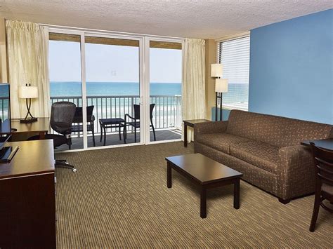 Holiday Inn Resort Daytona Beach Oceanfront Room Double with Living ...