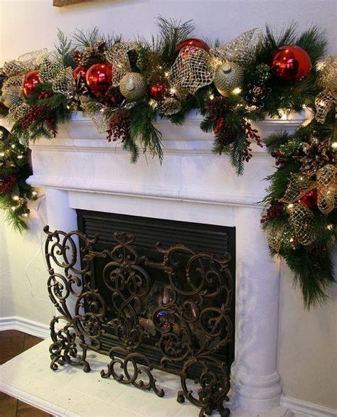 Christmas Garlands for Stairs, Fireplaces and Lights | Founterior