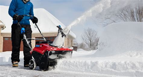 How to Start a Snow Blower | Toro YardCare