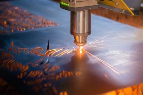 What is a CNC Laser Cutter? How it Works, Types & Advantages