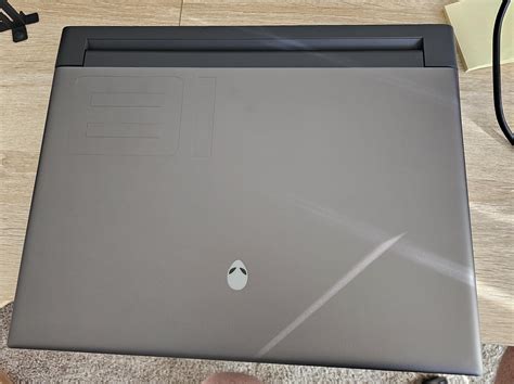 The Alienware m18 R1 arrived today! What a beast! ・ popular.pics ...