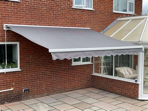 £250 | Retractable Awnings fitting and installation service in Bristol