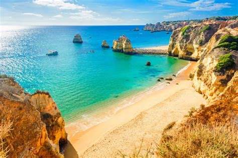 10 Travel Tips for Visiting the Algarve, Portugal - Road Affair