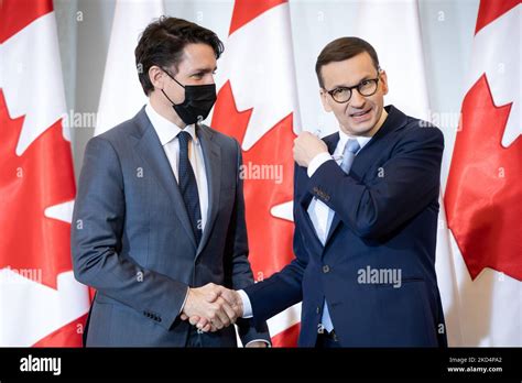 Canadian Prime Minister Justin Trudeau meets Polish Prime Minister ...