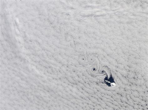 Cloud vortices off Heard Island, south Indian Ocean