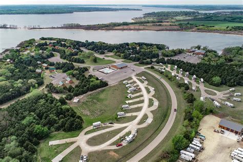 Milford Lake offers Kansas Wonderland for Giant Crappie | Share the Outdoors