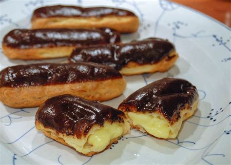 Traditional French Chocolate Eclairs (Eclairs au Chocolat)